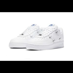 Nike White and Blue Women's Sneakers
